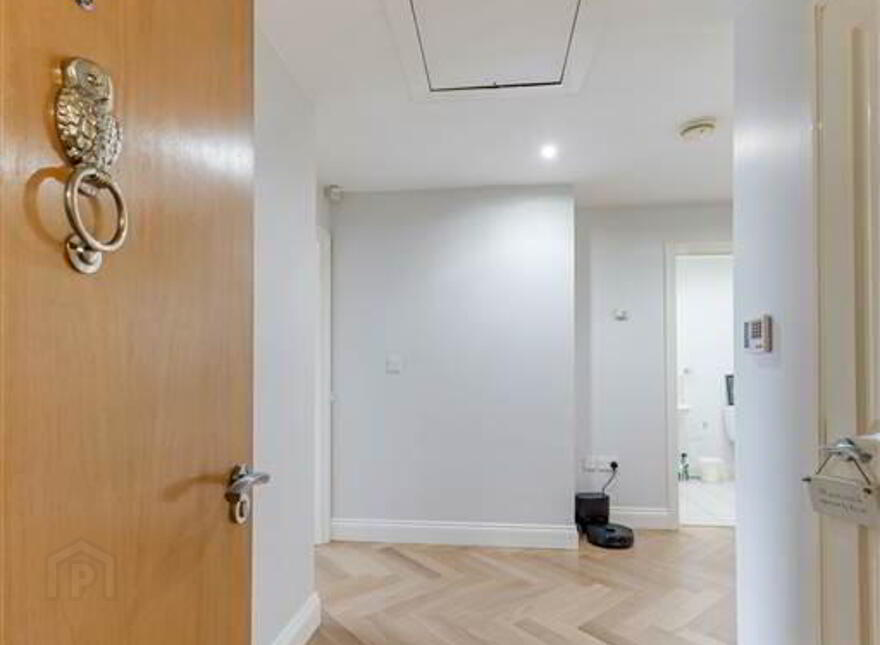 Apt 6 Casement Court, 99 Andersonstown Road, Belfast, BT11 9BS