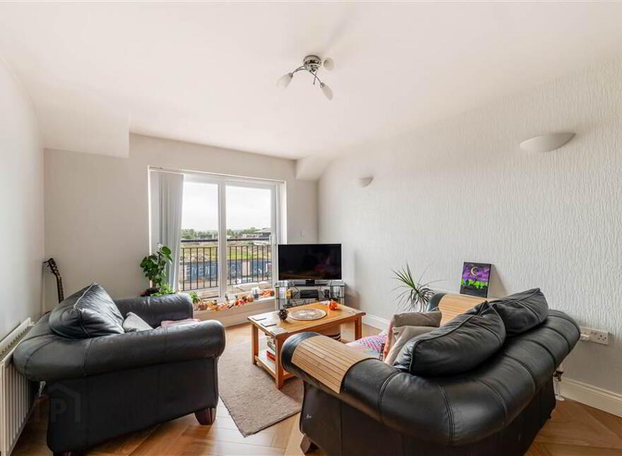 Apt 6 Casement Court, 99 Andersonstown Road, Belfast, BT11 9BS