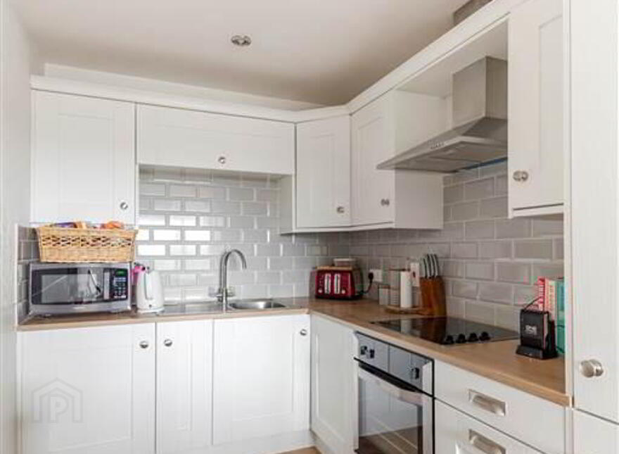 Apt 6 Casement Court, 99 Andersonstown Road, Belfast, BT11 9BS