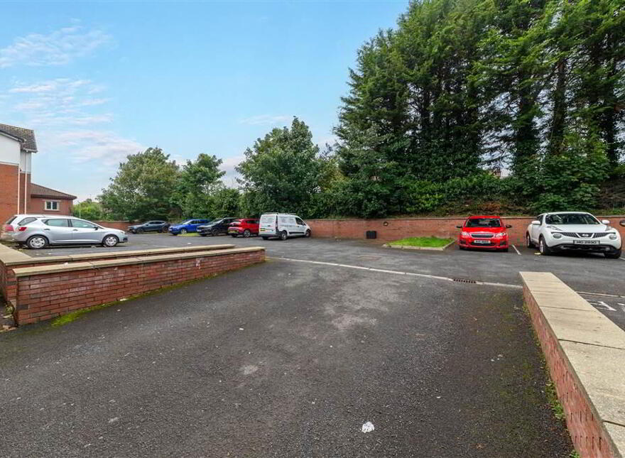Apt 6 Casement Court, 99 Andersonstown Road, Belfast, BT11 9BS