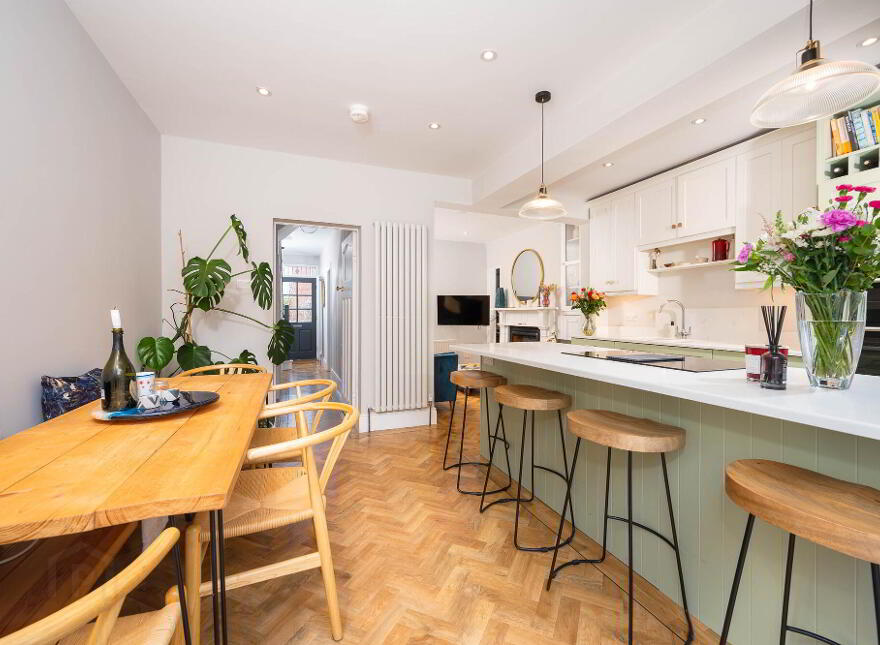 8 Geneva Gardens, Belfast, BT9 5FY