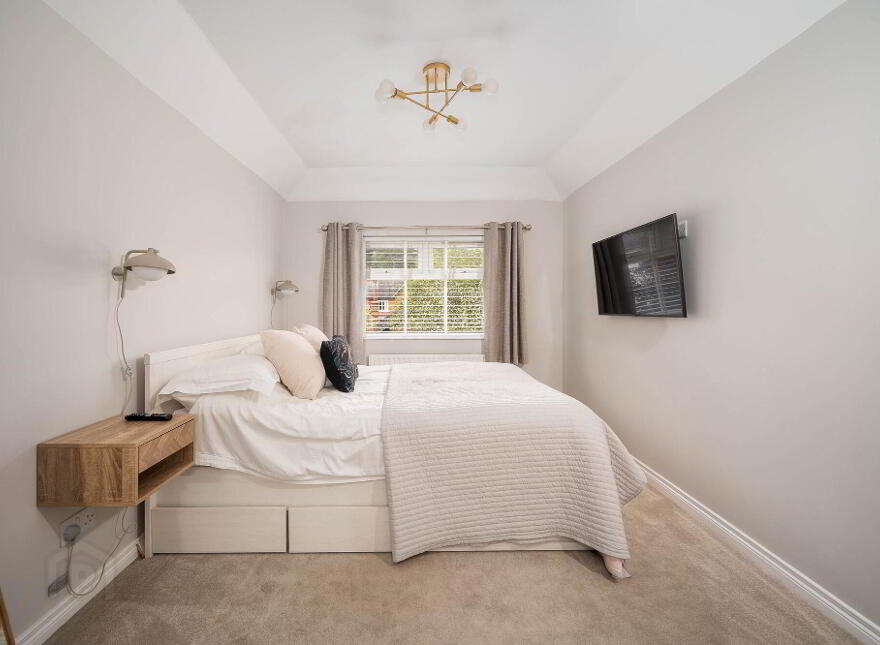 8 Geneva Gardens, Belfast, BT9 5FY
