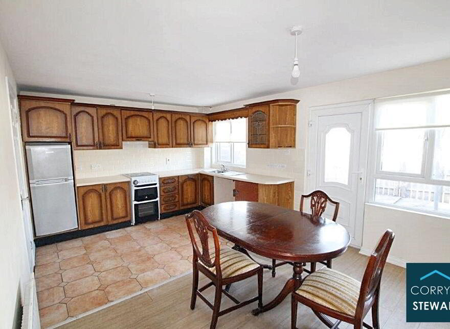 90 Mourne Park, Newtownstewart, BT78 4BN