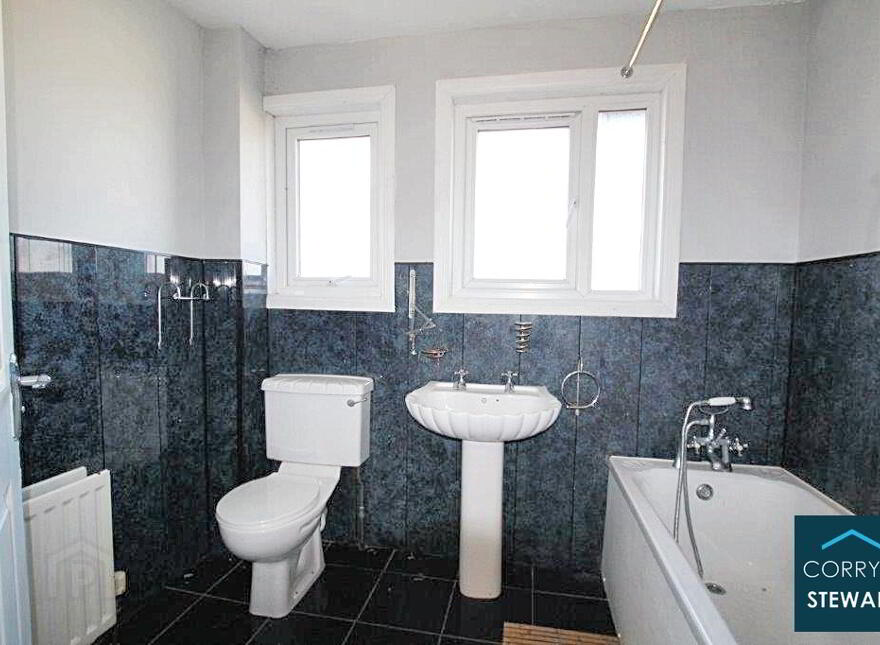 90 Mourne Park, Newtownstewart, BT78 4BN