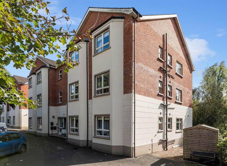 Apt 10 Kingsleigh, 31b Kings Road, East Belfast, Belfast, BT5 6JG photo
