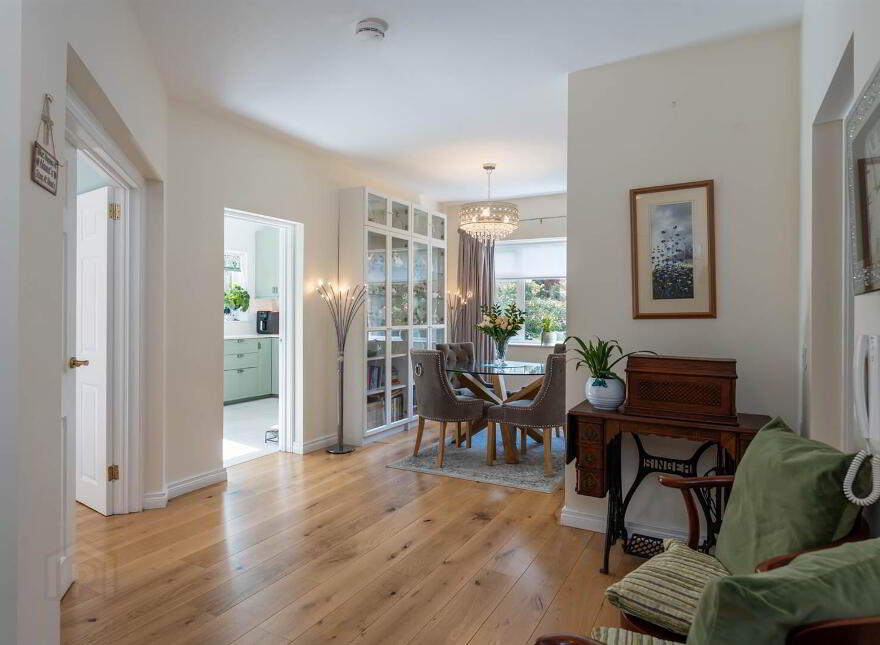 Apt 10 Kingsleigh, 31b Kings Road, East Belfast, Belfast, BT5 6JG