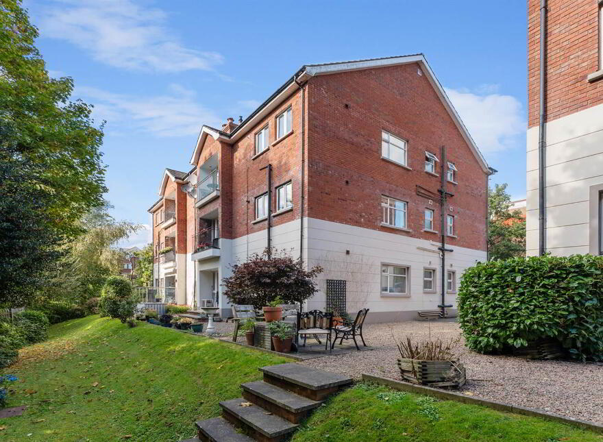 Apt 10 Kingsleigh, 31b Kings Road, East Belfast, Belfast, BT5 6JG