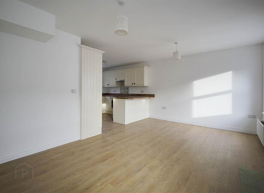 17 Lyle Road, Ballyholme, Bangor, BT20 5LU