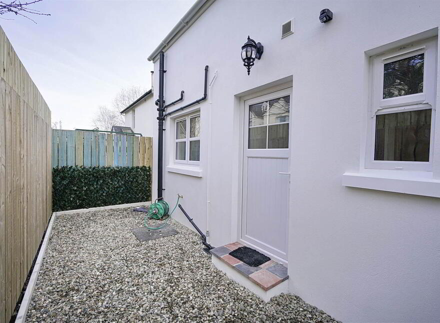 17 Lyle Road, Ballyholme, Bangor, BT20 5LU