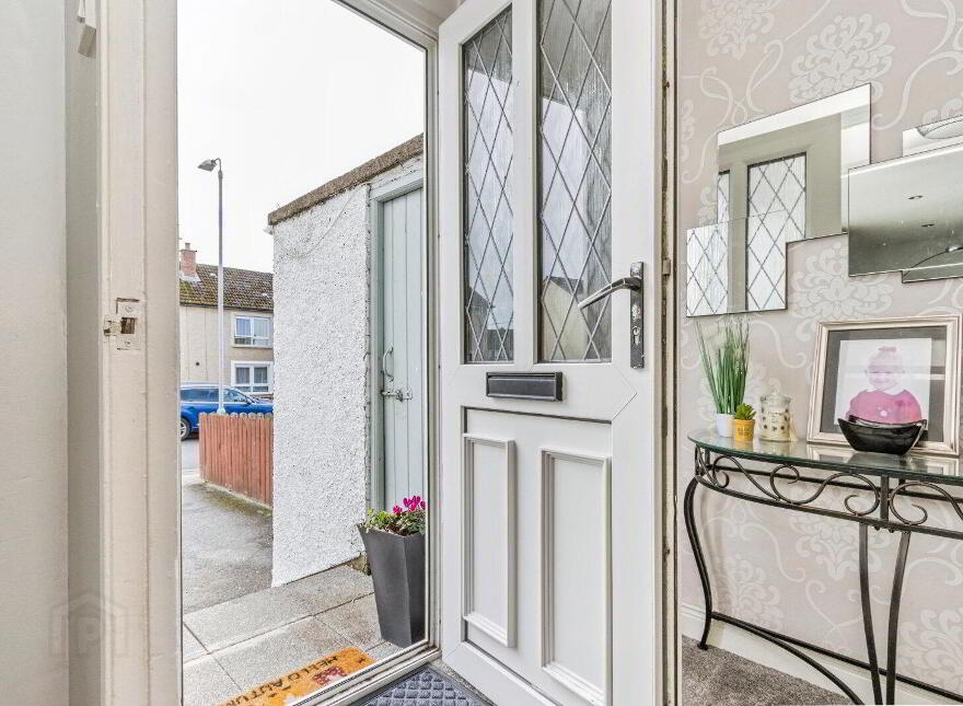 80 Tirowen Drive, Lisburn, BT28 1RY