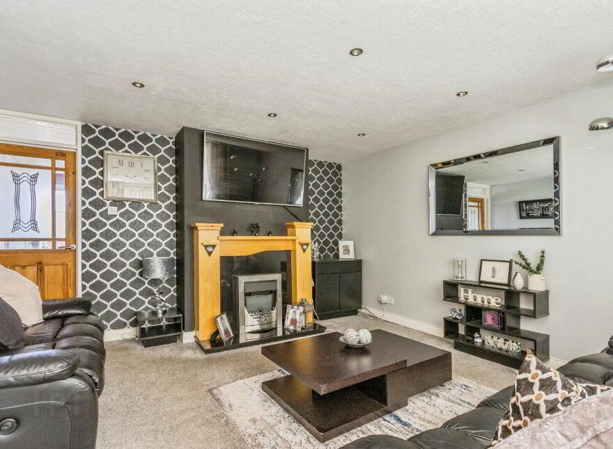 80 Tirowen Drive, Lisburn, BT28 1RY