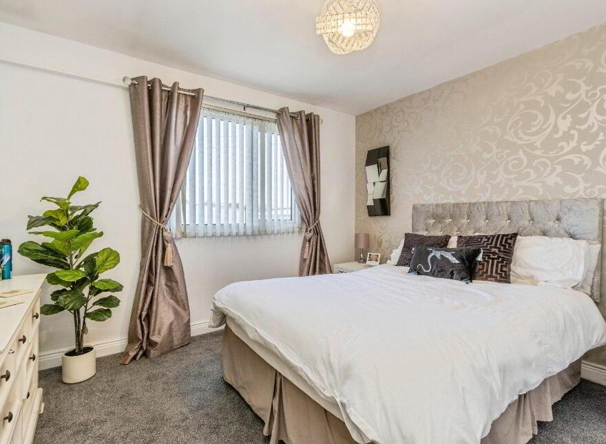 80 Tirowen Drive, Lisburn, BT28 1RY