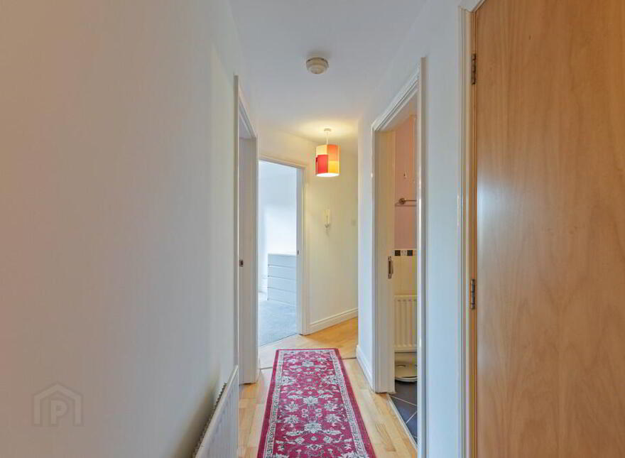 2 Oakhill, Castlereagh, Belfast, BT5 7GS