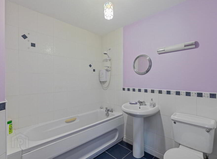 2 Oakhill, Castlereagh, Belfast, BT5 7GS