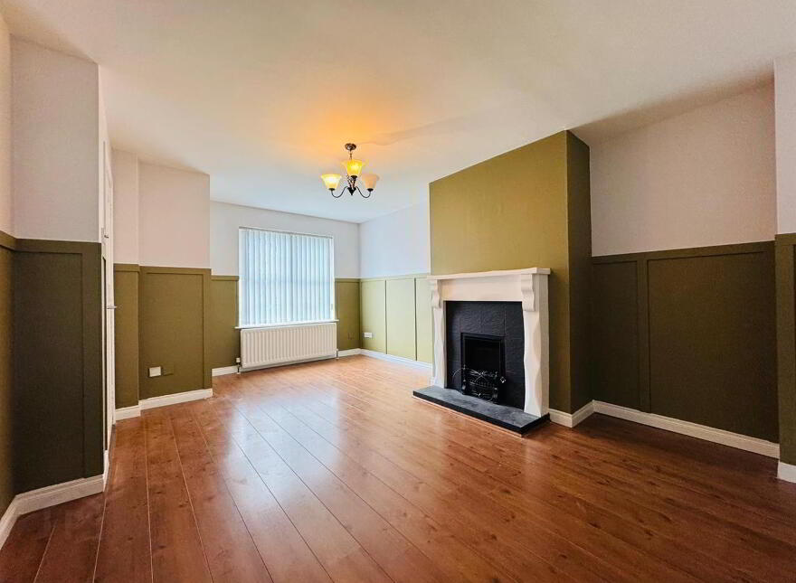 28 Braden Heights, Rathcoole, Newtownabbey, BT37 9BB