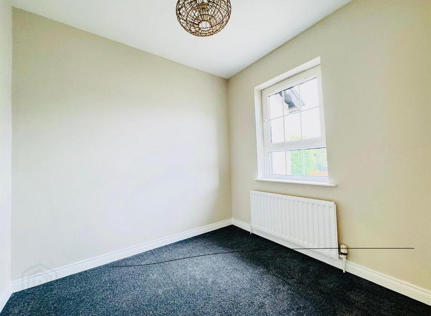 28 Braden Heights, Rathcoole, Newtownabbey, BT37 9BB