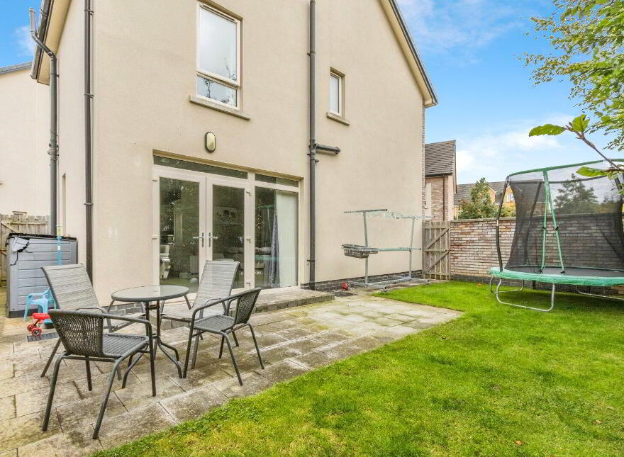 1 Sycamore Lane, Lisburn, BT28 2SQ