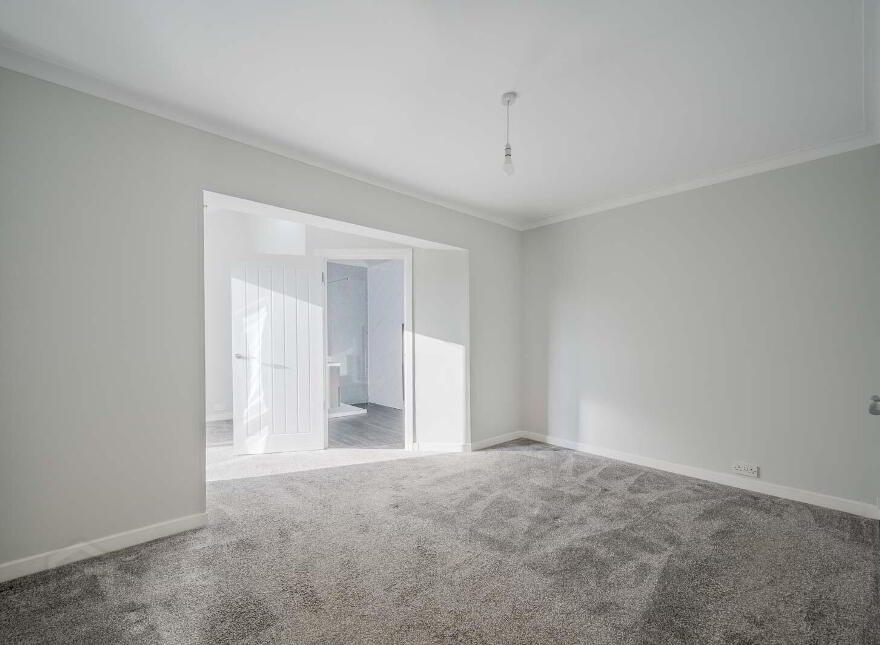 2 Carnalea Park, Bangor, BT19 1HH