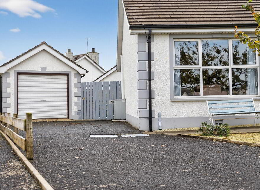 15 Liffock Crescent, Castlerock, BT51 4TG