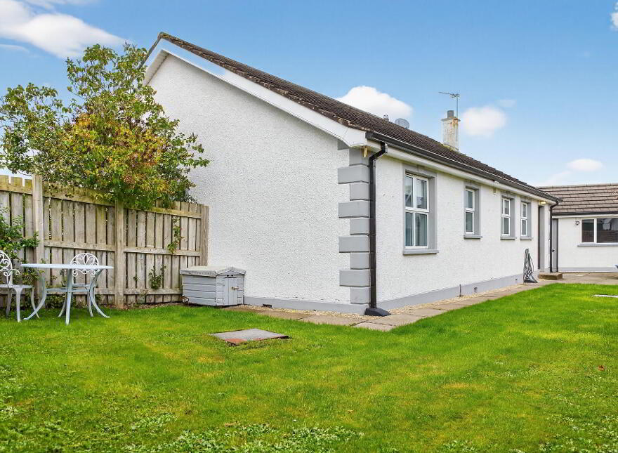 15 Liffock Crescent, Castlerock, BT51 4TG