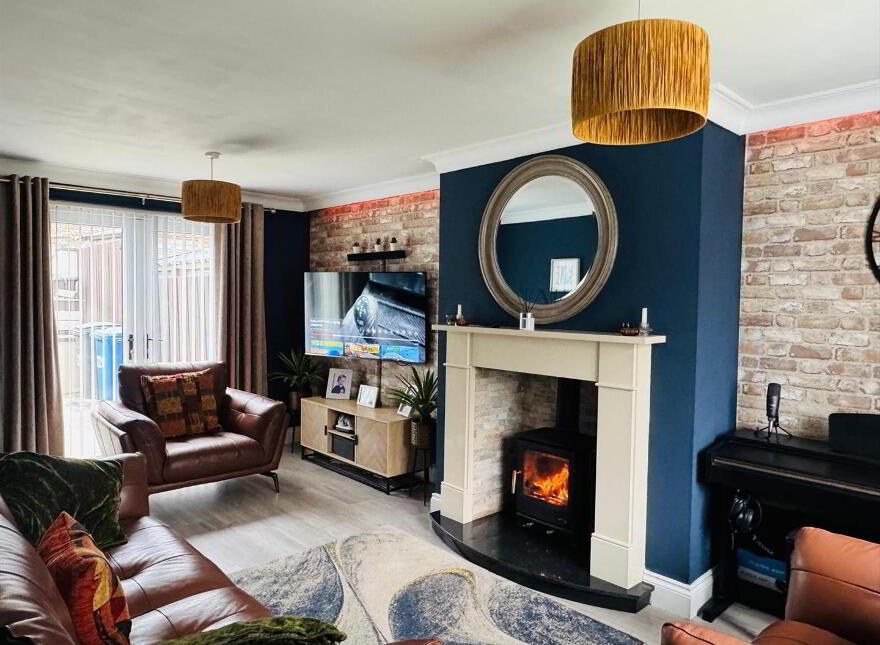 221 Lincoln Court, Waterside, L'Derry, BT47 5NY