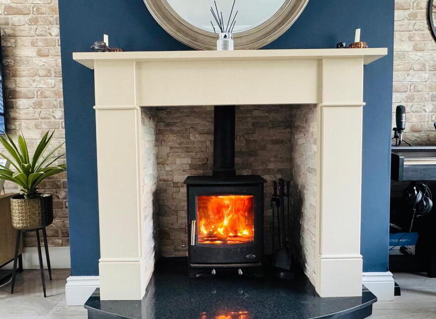 221 Lincoln Court, Waterside, L'Derry, BT47 5NY