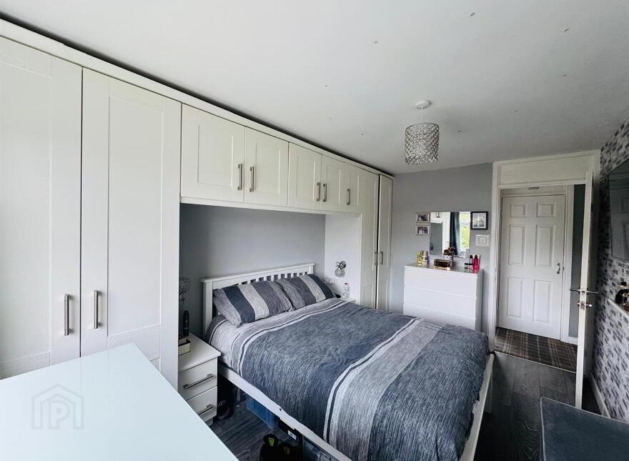 221 Lincoln Court, Waterside, L'Derry, BT47 5NY