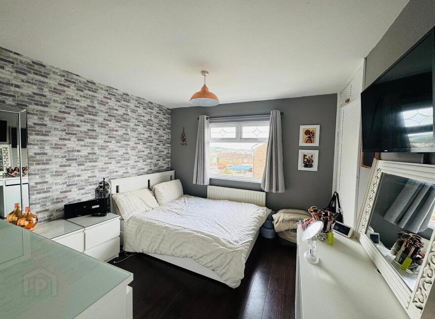 221 Lincoln Court, Waterside, L'Derry, BT47 5NY