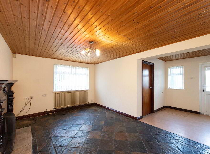 7 Cumber Gardens, Drumaness, BT24 8RN