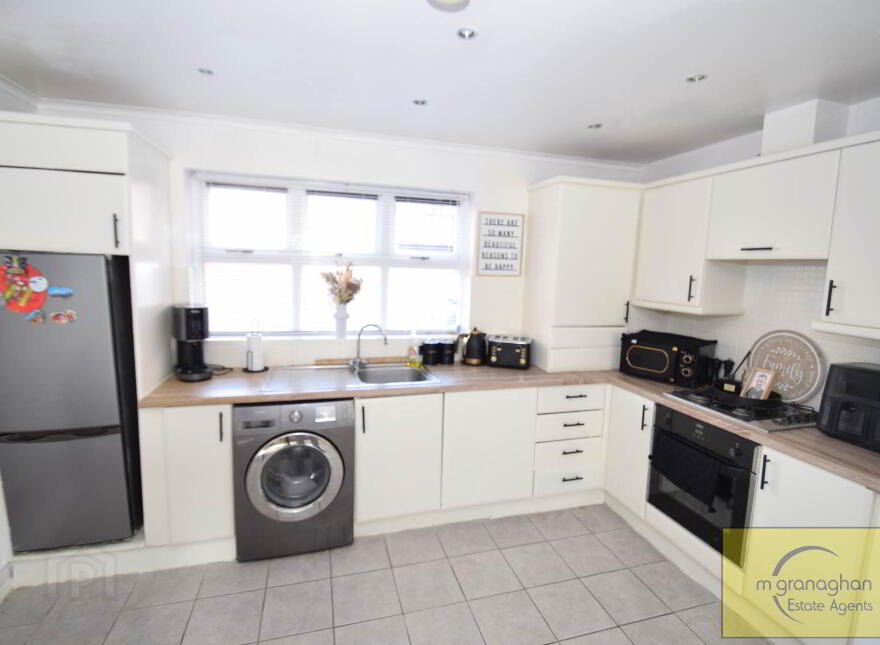 Apt 1, Rath Mor, Stewartstown Road, Belfast, BT11 9FZ