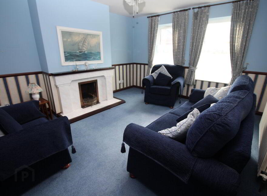 25 Brackenridge Close, Carrickfergus, BT38 8FS