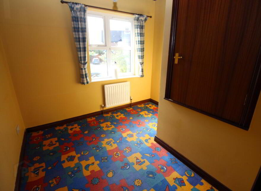 25 Brackenridge Close, Carrickfergus, BT38 8FS