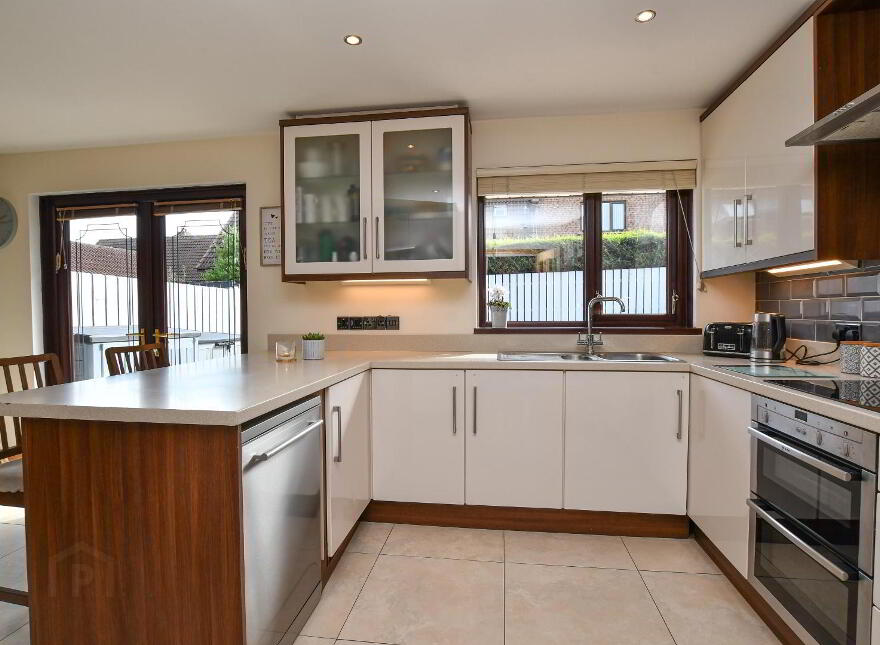 28 Mossvale Avenue, Ballygowan, Newtownards, BT23 6LG