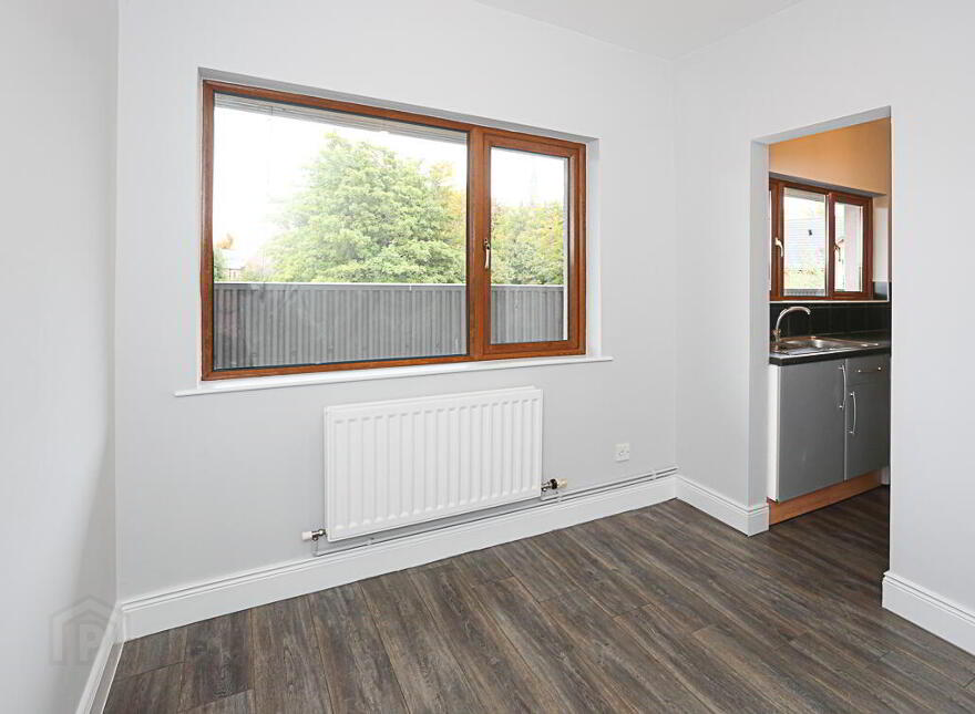 32 Hillview Place, Holywood, BT18 9DL