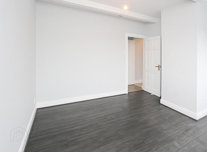 32 Hillview Place, Holywood, BT18 9DL
