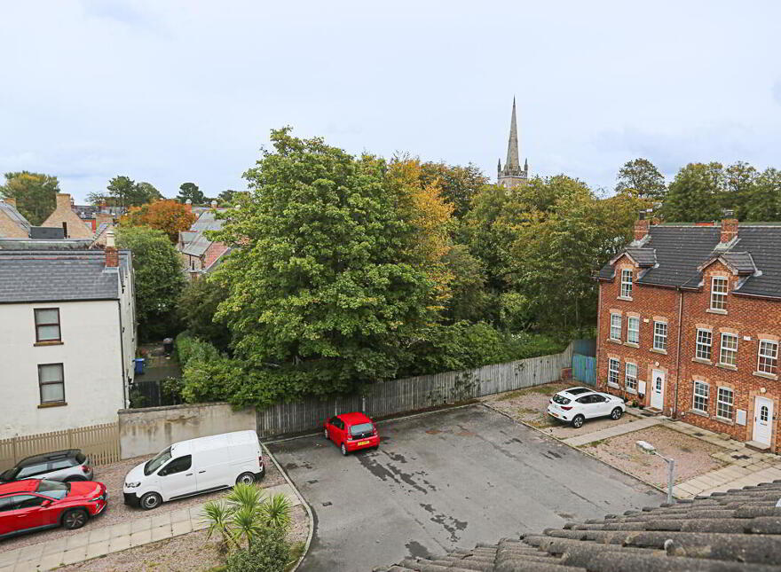 32 Hillview Place, Holywood, BT18 9DL