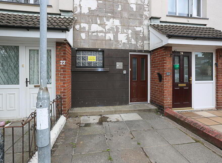 32 Hillview Place, Holywood, BT18 9DL