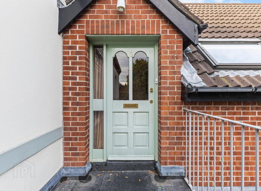 Flat 6 Brent Lodge, 58 Marlborough Park South, Belfast, BT9 6HT