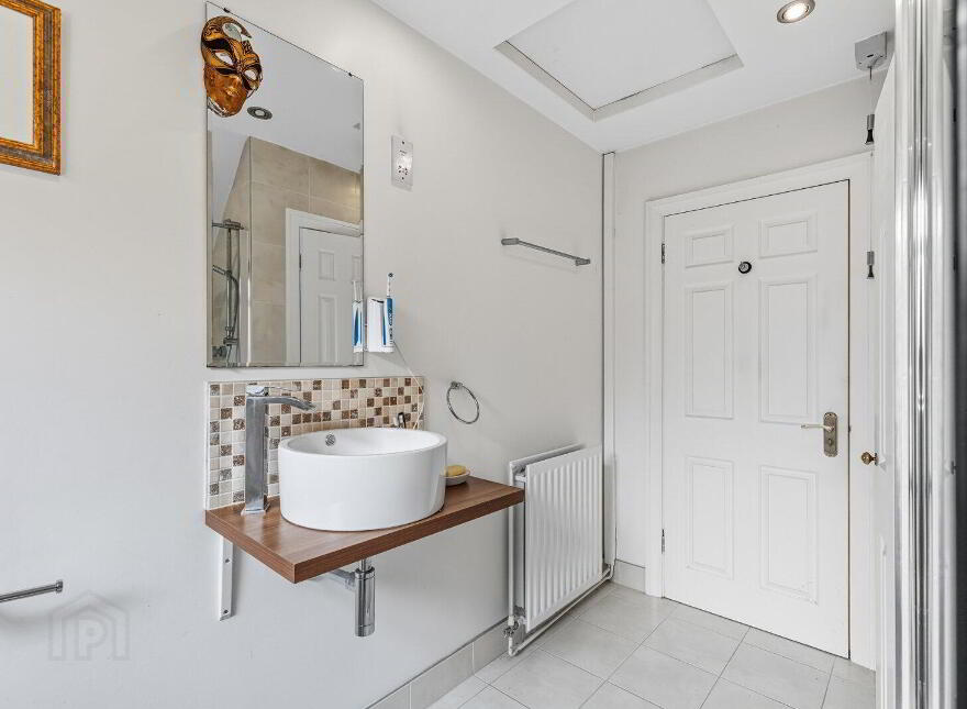 Flat 6 Brent Lodge, 58 Marlborough Park South, Belfast, BT9 6HT