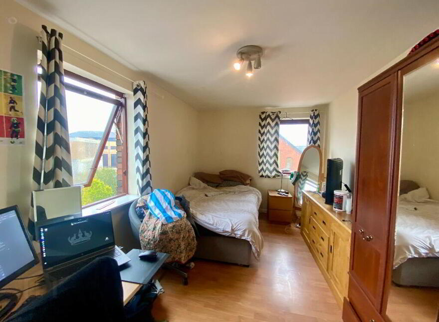 66 St Johns Wharf, Belfast, BT1 3LT