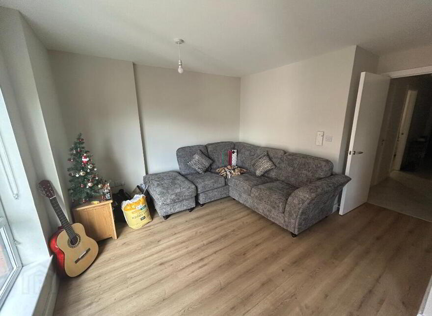 511 College Court Central, Belfast, BT1 6BZ