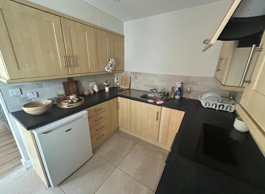 511 College Court Central, Belfast, BT1 6BZ