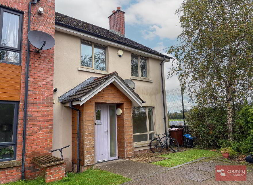 10 Fairview Farm Way, Ballyclare, BT39 9XG