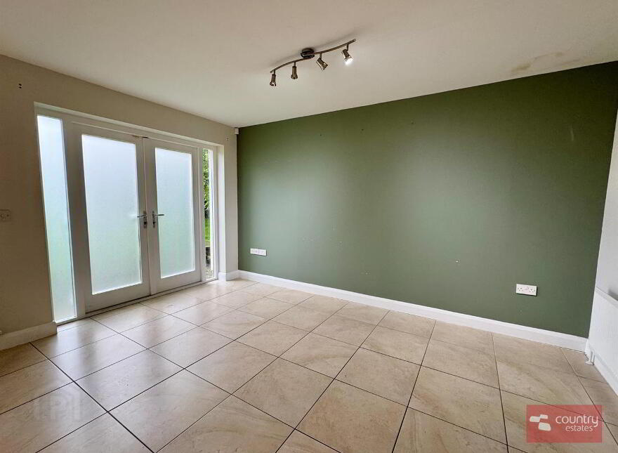 10 Fairview Farm Way, Ballyclare, BT39 9XG