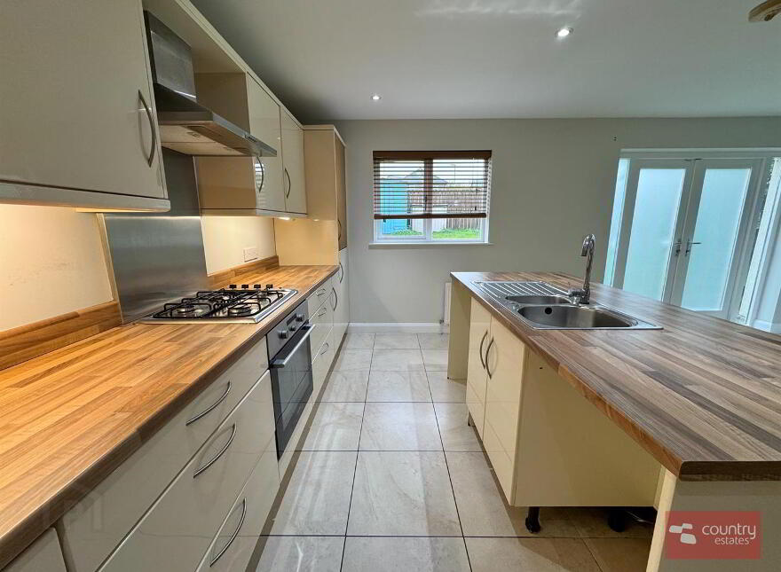 10 Fairview Farm Way, Ballyclare, BT39 9XG