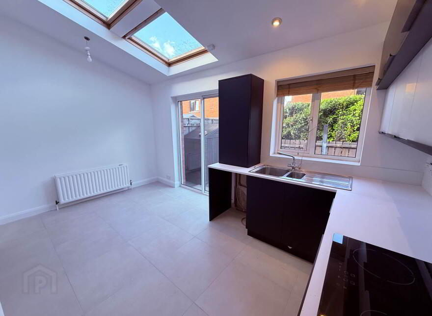 5 Ava Crescent, Belfast, BT7 3DU