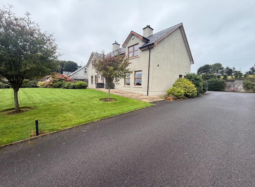 24 Ballygarvey Road, Ballymena, BT43 7HB