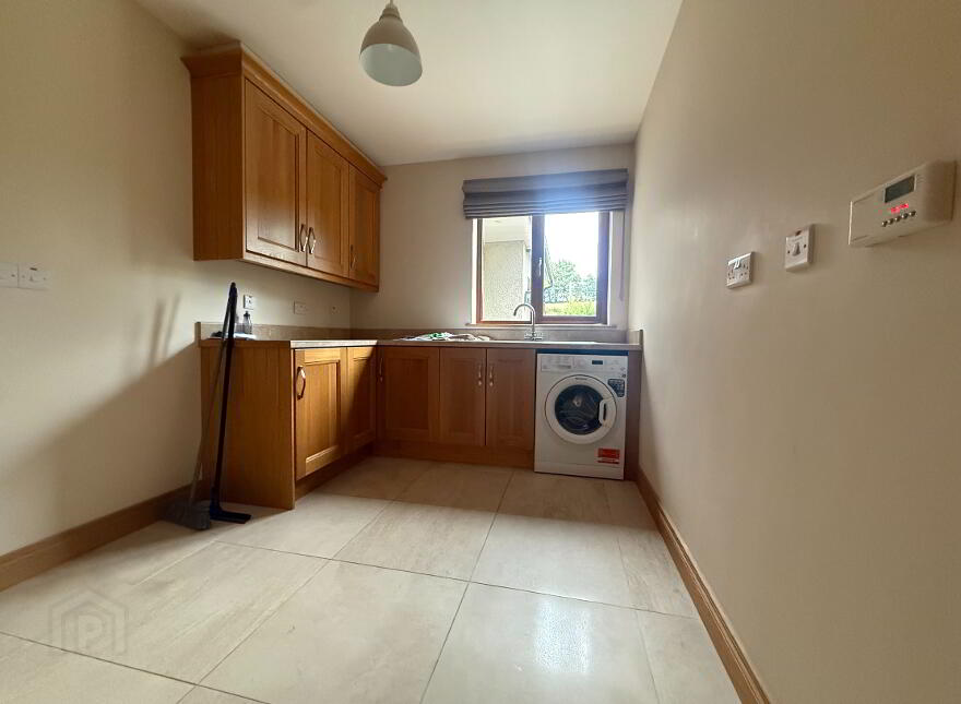 24 Ballygarvey Road, Ballymena, BT43 7HB