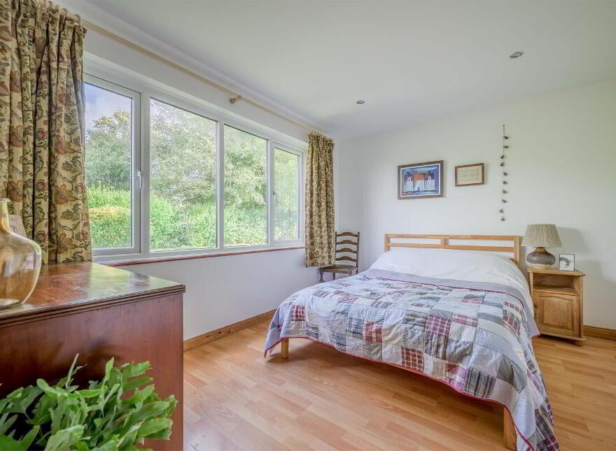 9 Regency Park, Bangor, BT19 6WX