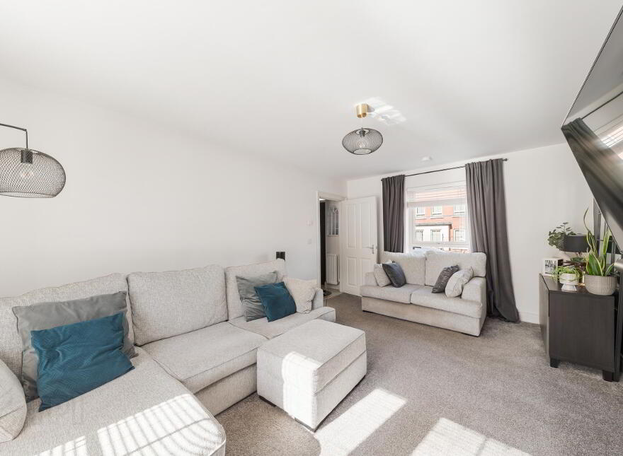 33 Lynn Hall Place, Bangor